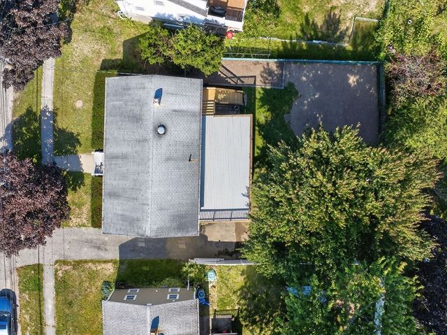 132 Woodley Ave, Boston, MA 02132