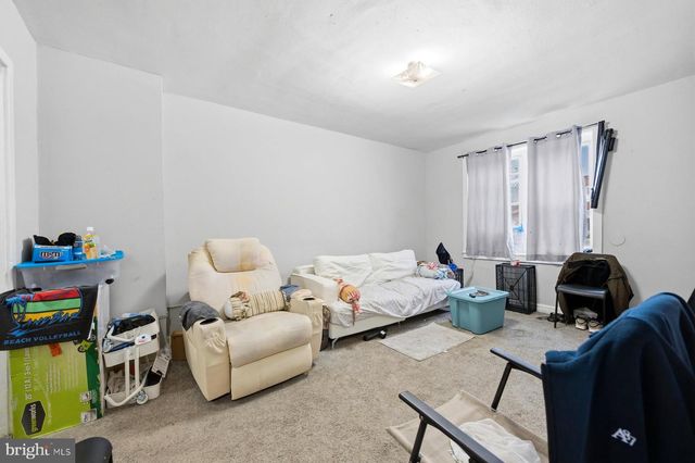 923 1ST ST, Baltimore, MD 21225