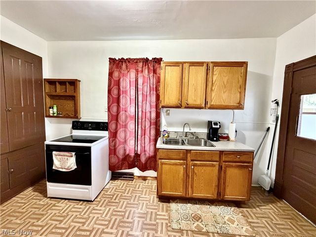 120 S Beaver Street, Lisbon, OH 44432