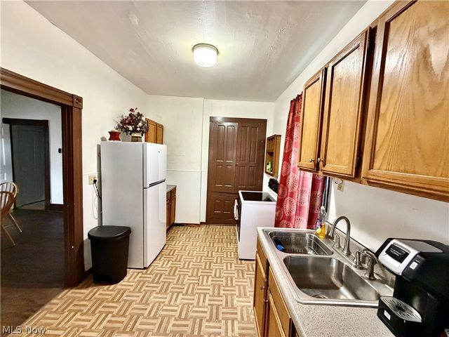 120 S Beaver Street, Lisbon, OH 44432
