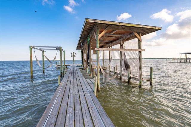 1617 Dick Bay Drive, Dickinson, TX 77539