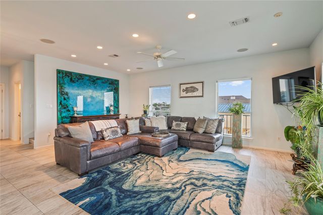 1617 Dick Bay Drive, Dickinson, TX 77539