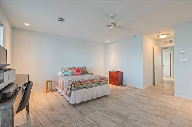 1617 Dick Bay Drive, Dickinson, TX 77539