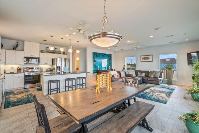 1617 Dick Bay Drive, Dickinson, TX 77539