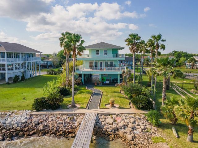 1617 Dick Bay Drive, Dickinson, TX 77539