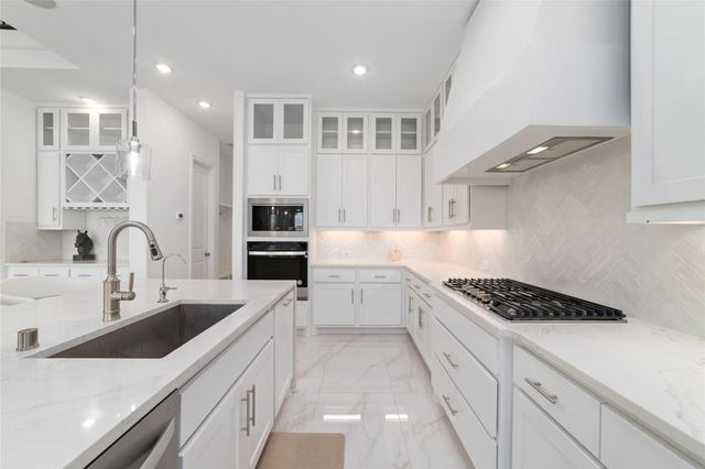 5119 Flowery Creek Rd, Manvel, TX 77578