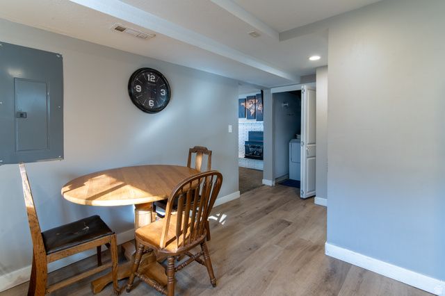 2226 E CASTLE HILL AVE, Cottonwood Heights, UT 84121