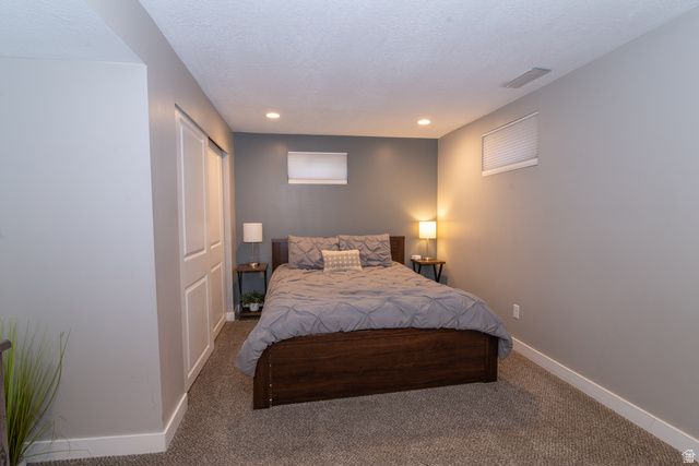 2226 E CASTLE HILL AVE, Cottonwood Heights, UT 84121