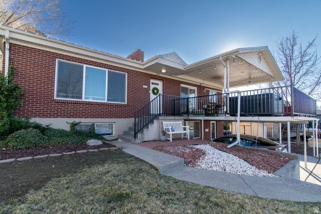 2226 E CASTLE HILL AVE, Cottonwood Heights, UT 84121