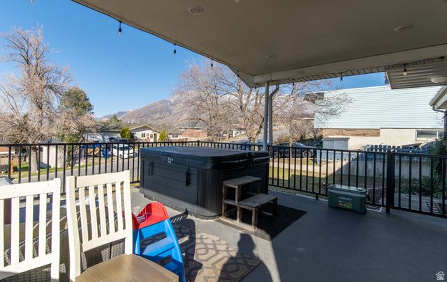 2226 E CASTLE HILL AVE, Cottonwood Heights, UT 84121