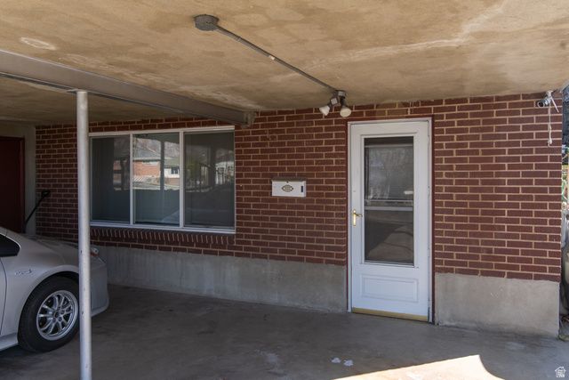 2226 E CASTLE HILL AVE, Cottonwood Heights, UT 84121