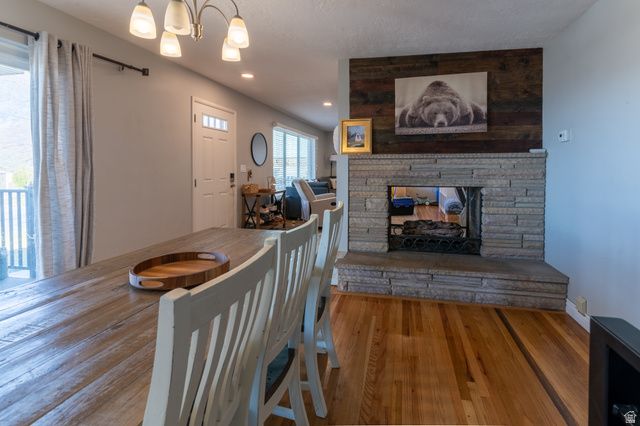 2226 E CASTLE HILL AVE, Cottonwood Heights, UT 84121