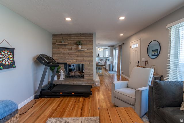 2226 E CASTLE HILL AVE, Cottonwood Heights, UT 84121