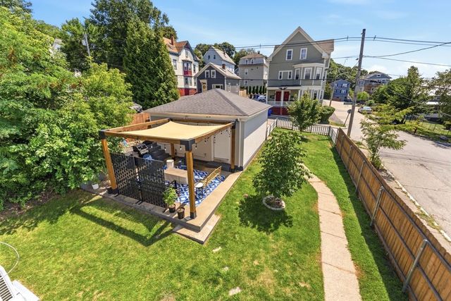 41 Rochambeau Avenue, Providence, RI 02906
