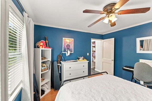 41 Rochambeau Avenue, Providence, RI 02906