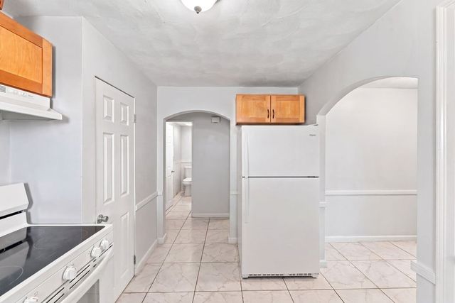 41 Rochambeau Avenue, Providence, RI 02906