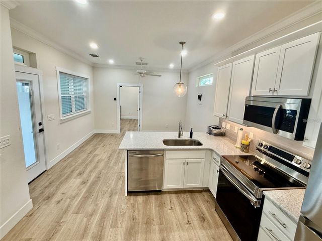 3607 UMBRELLA TREE LANE, Oxford, FL 34484