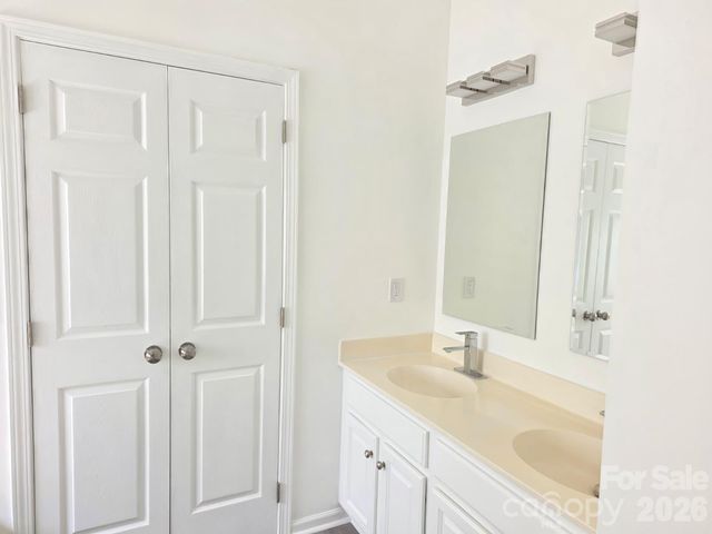 10317 Stoneykirk Lane, Charlotte, NC 28269