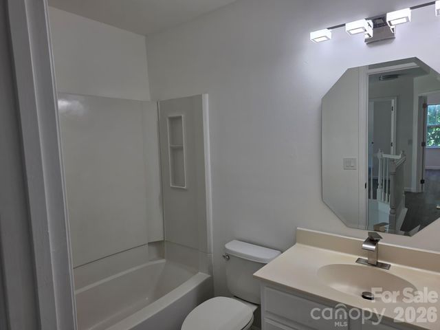 10317 Stoneykirk Lane, Charlotte, NC 28269