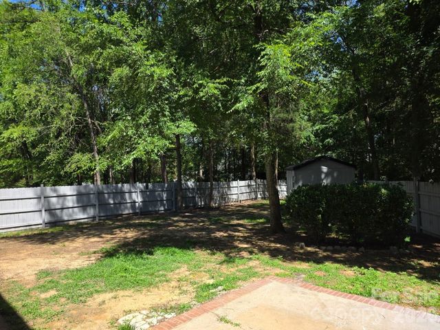 10317 Stoneykirk Lane, Charlotte, NC 28269