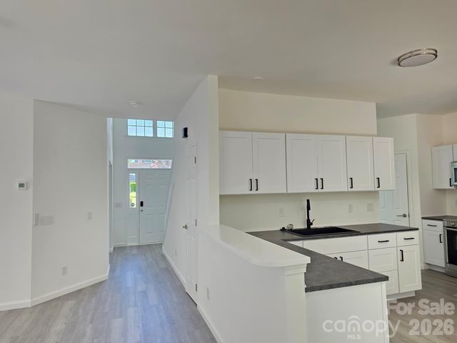 10317 Stoneykirk Lane, Charlotte, NC 28269