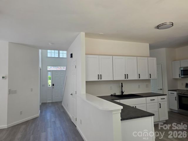 10317 Stoneykirk Lane, Charlotte, NC 28269