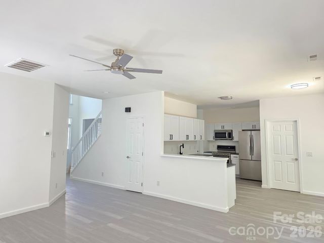 10317 Stoneykirk Lane, Charlotte, NC 28269