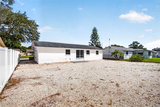 7804 HAWTHORN DRIVE, Port Richey, FL 34668