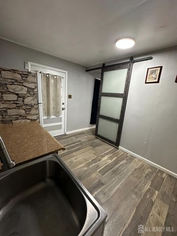 134 Benart Place, Middlesex, NJ 08846