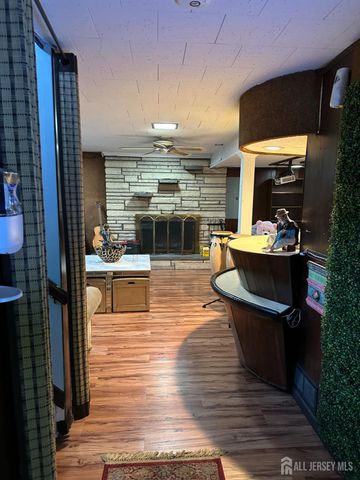 134 Benart Place, Middlesex, NJ 08846