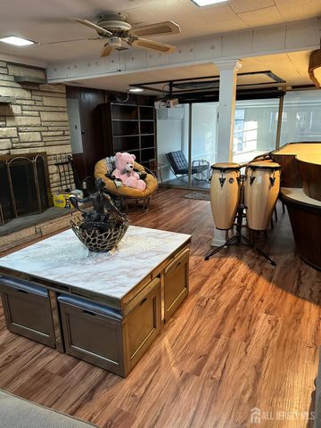 134 Benart Place, Middlesex, NJ 08846