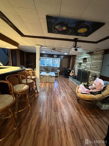 134 Benart Place, Middlesex, NJ 08846