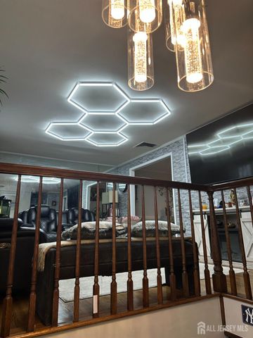 134 Benart Place, Middlesex, NJ 08846