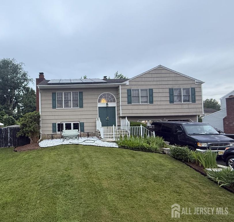 134 Benart Place, Middlesex, NJ 08846