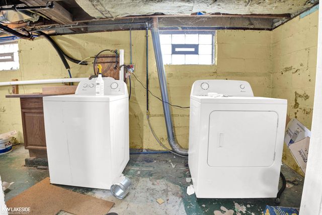 3207 Caroline Street, Auburn Hills, MI 48326