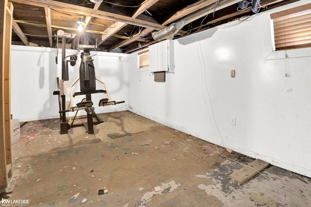 3207 Caroline Street, Auburn Hills, MI 48326