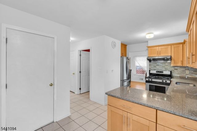 61 Campbell Rd, Hillsborough Twp., NJ 08844