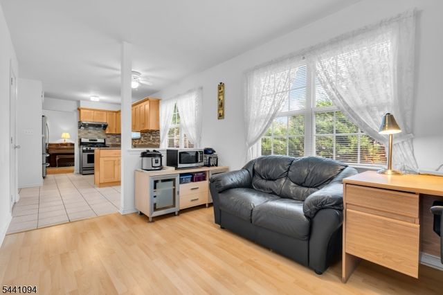 61 Campbell Rd, Hillsborough Twp., NJ 08844