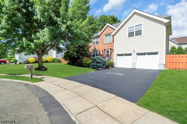 61 Campbell Rd, Hillsborough Twp., NJ 08844