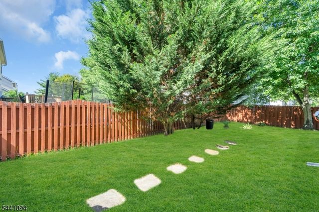 61 Campbell Rd, Hillsborough Twp., NJ 08844