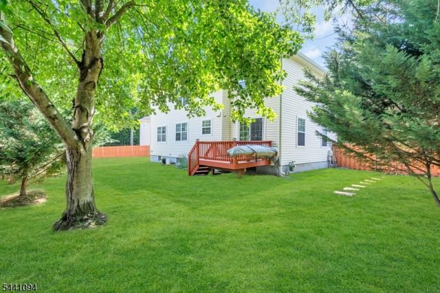 61 Campbell Rd, Hillsborough Twp., NJ 08844
