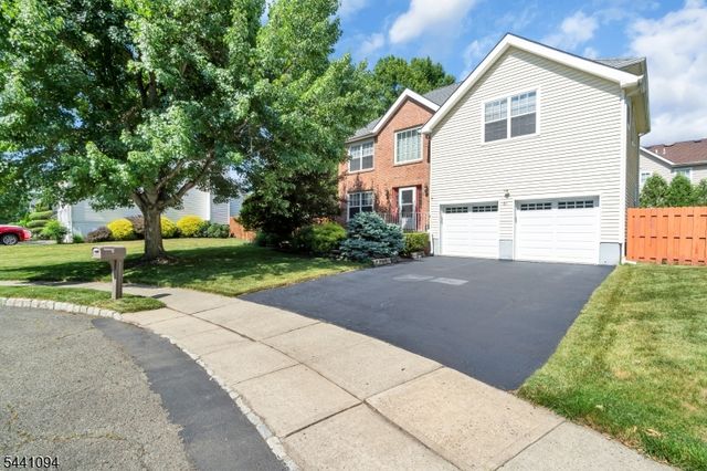 61 Campbell Rd, Hillsborough Twp., NJ 08844