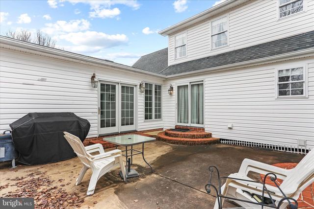 108 FOXHALL RD, Charles Town, WV 25414