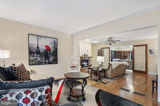 108 FOXHALL RD, Charles Town, WV 25414