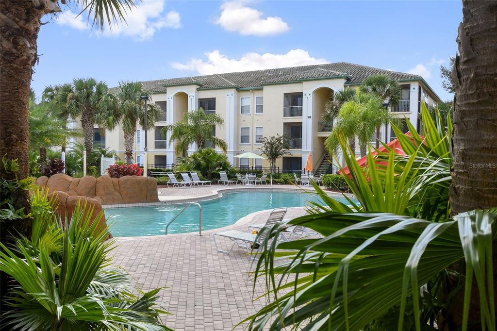 Image 40 of property listing at 8817 DUNES COURT 102, Kissimmee, FL 34747