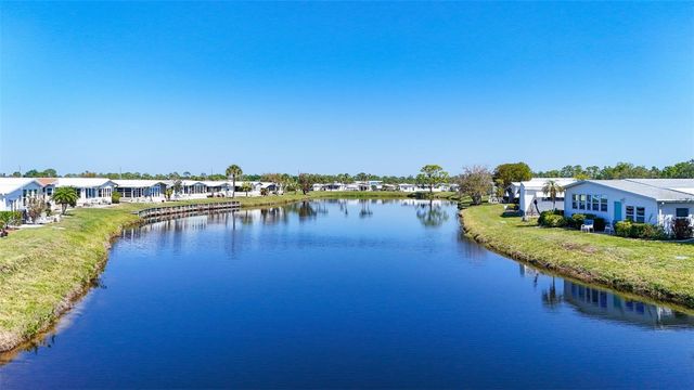 212 MARTINIQUE ROAD, North Port, FL 34287