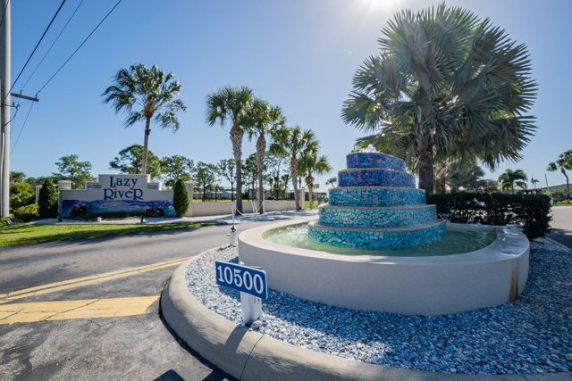 212 MARTINIQUE ROAD, North Port, FL 34287