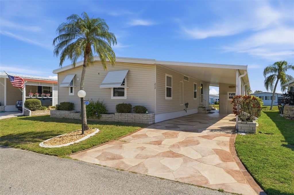 212 MARTINIQUE ROAD, North Port, FL 34287