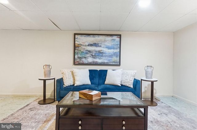 6512 CAPE CT, Falls Church, VA 22043