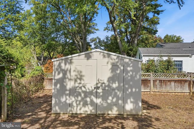6512 CAPE CT, Falls Church, VA 22043